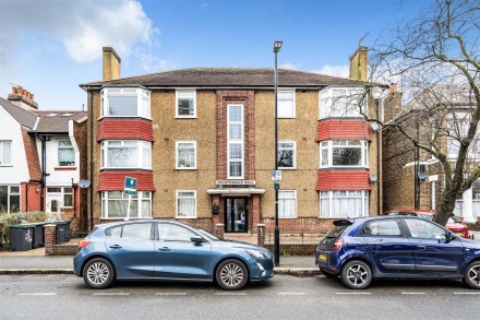 Nightingale Road, Wood Green, N22