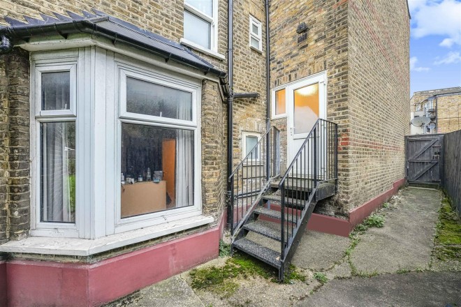 Images for Courcy Road, Wood Green, N8 EAID:philipalexanderapi BID:1