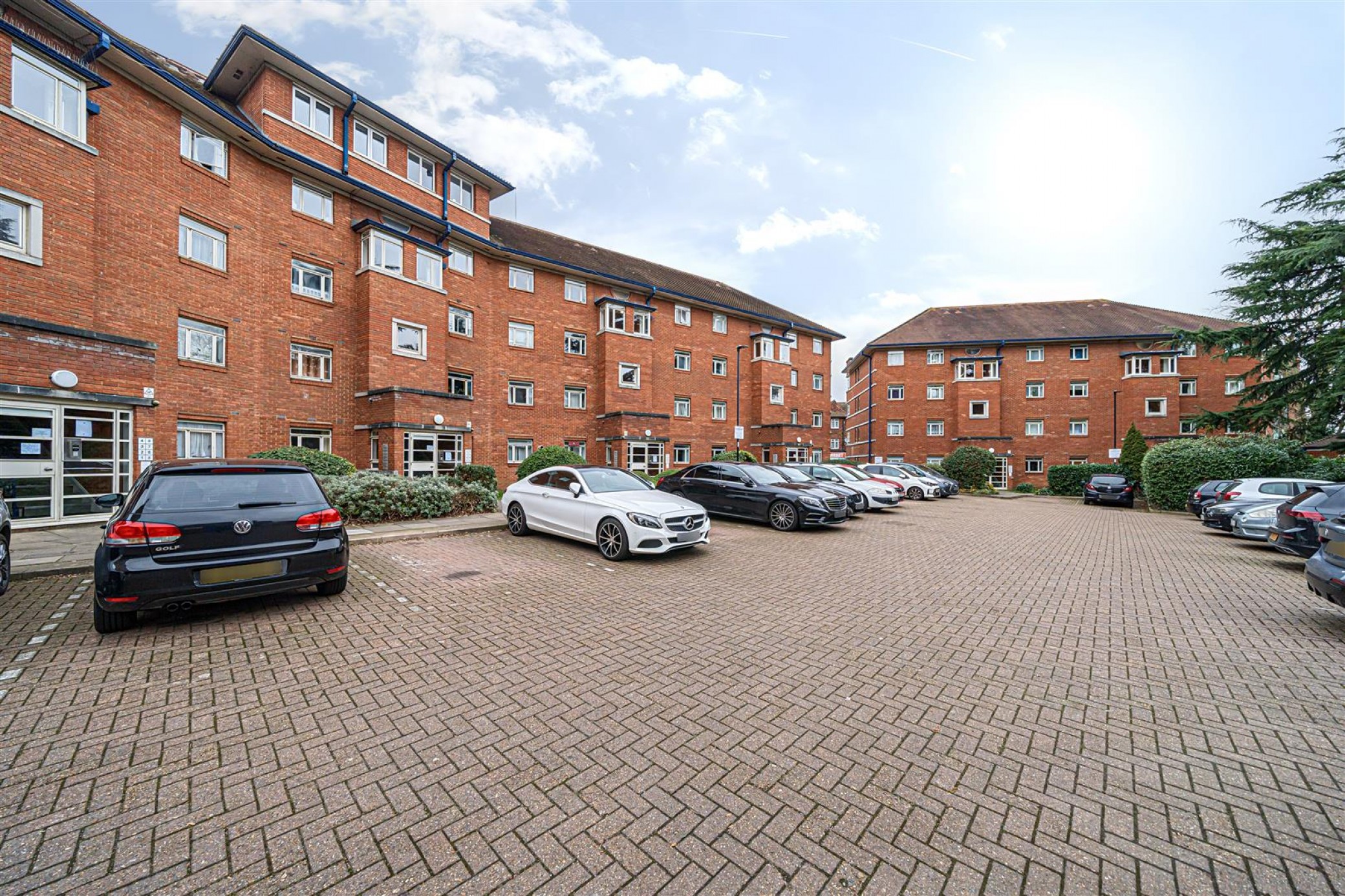 Images for Bourneside Crescent, Southgate, N14 EAID:philipalexanderapi BID:1